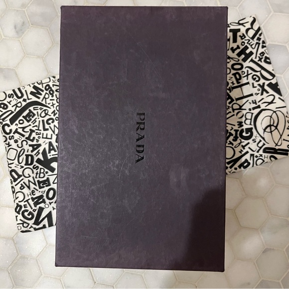 Prada women’s black oxfords, vintage original box. Great condition. Size 37 1/2. - Picture 8 of 8